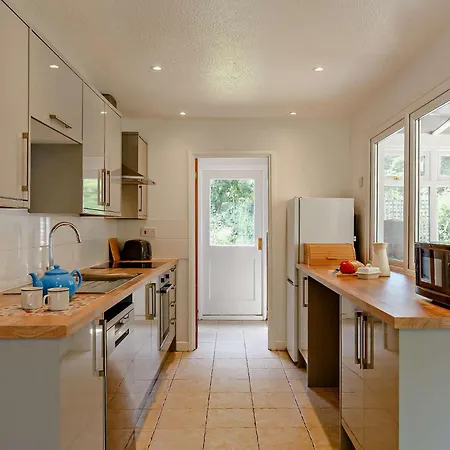 2 Bed In Whitsand Bay 88308 *
