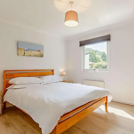 Holiday home 2 Bed In Whitsand Bay 88308