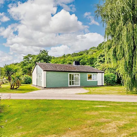 2 Bed In Whitsand Bay 88308 Holiday home *
